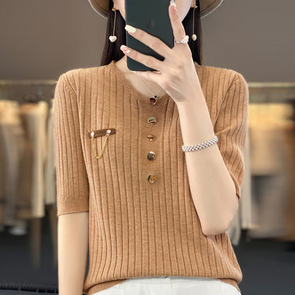 Women's Fashionable V-neck Solid Color Single-breasted Sweater Top