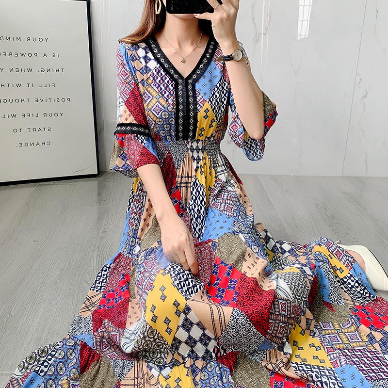 Women's V-neck Mid-sleeve Bohemian Floral Dress