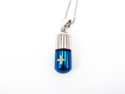 Perfume bottle pendant necklace