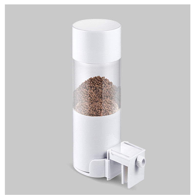 Aquarium tank automatic fish feeder