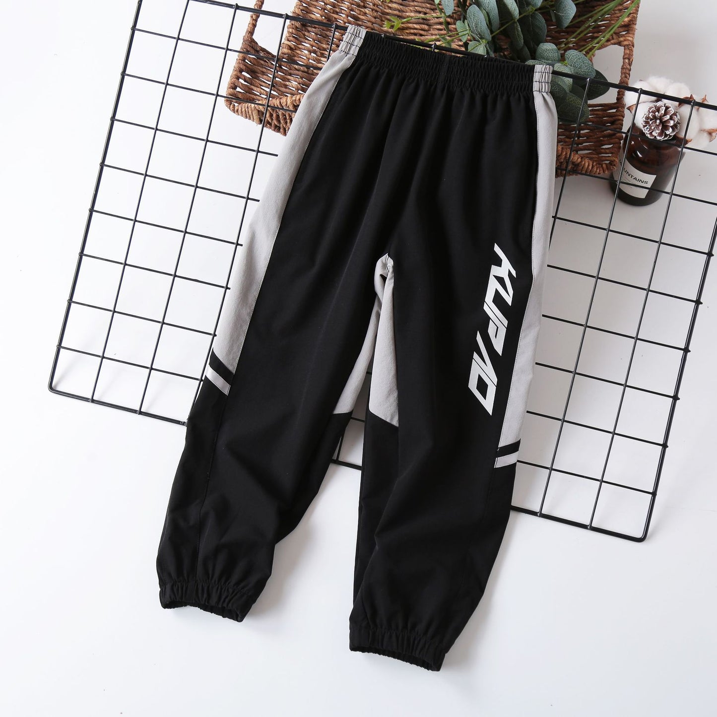 Boys" pants spring and summer thin Zhongda children"s Korean splicing Leggings fast drying children"s anti mosquito pants