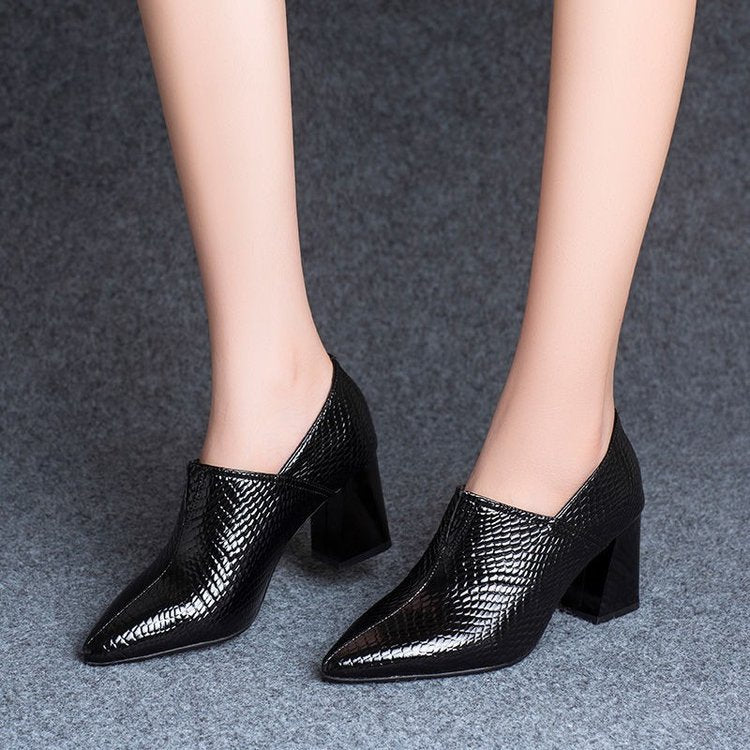 Pointed-toe Slip-on Thick High Heel Fashion Casual Large Size