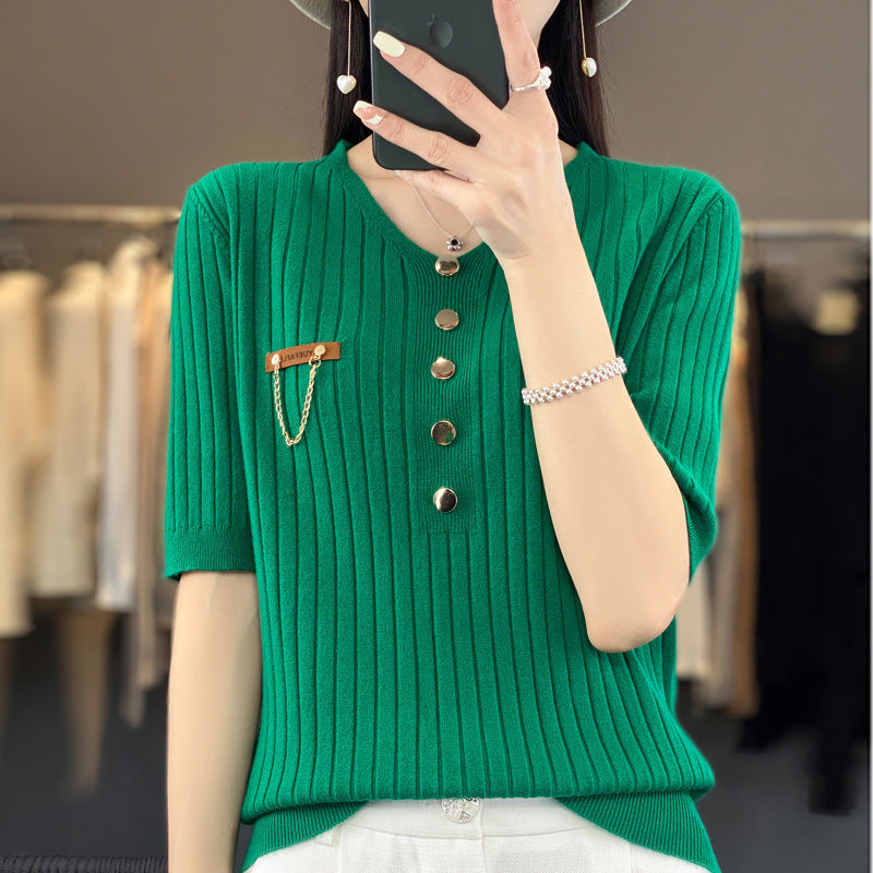 Women's Fashionable V-neck Solid Color Single-breasted Sweater Top