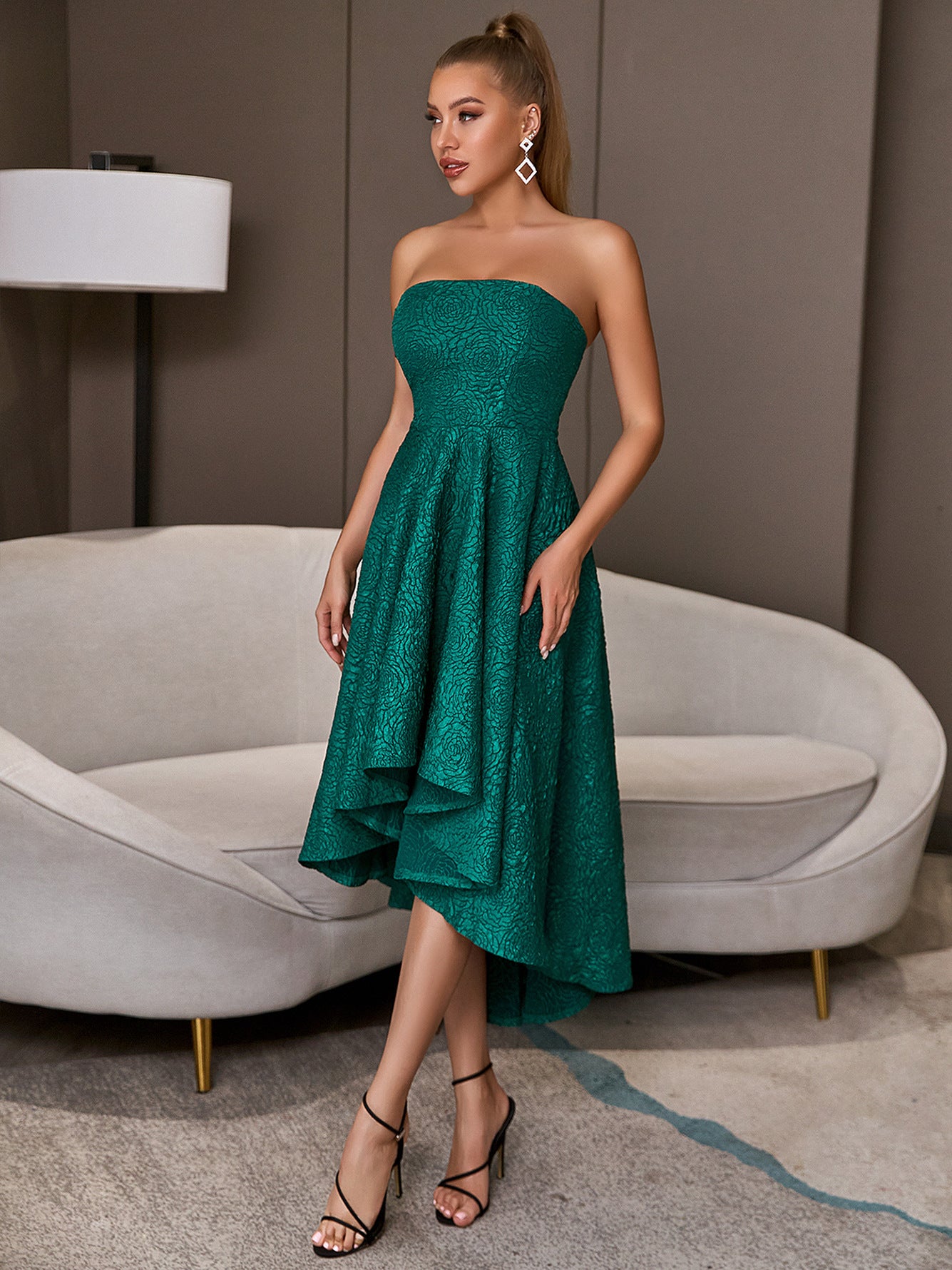 Bare-chested Green Sleeveless Elegant Flared Party Dress