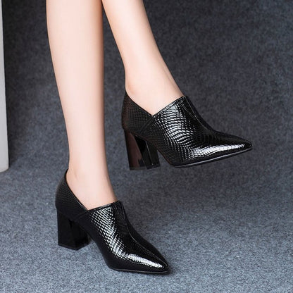 Pointed-toe Slip-on Thick High Heel Fashion Casual Large Size