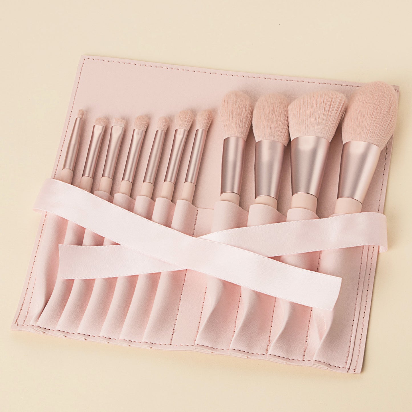 GG - Make-up Kit Beauty Brush Girl